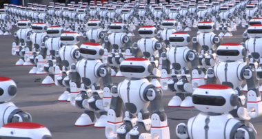 1000 танцующих роботов