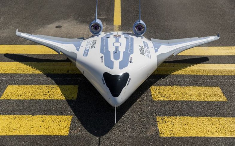 фирма Airbus презентовала MAVERIC — новый тип самолета