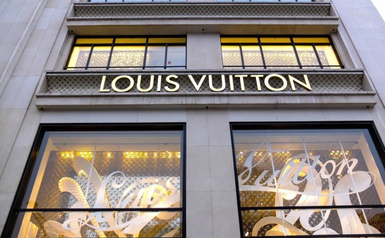 Louis Vuitton - магазин бренду