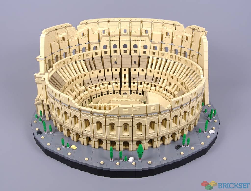 Колізей з більш ніж 9 тисяч деталей став однією з найбільших моделей Lego для дорослих
