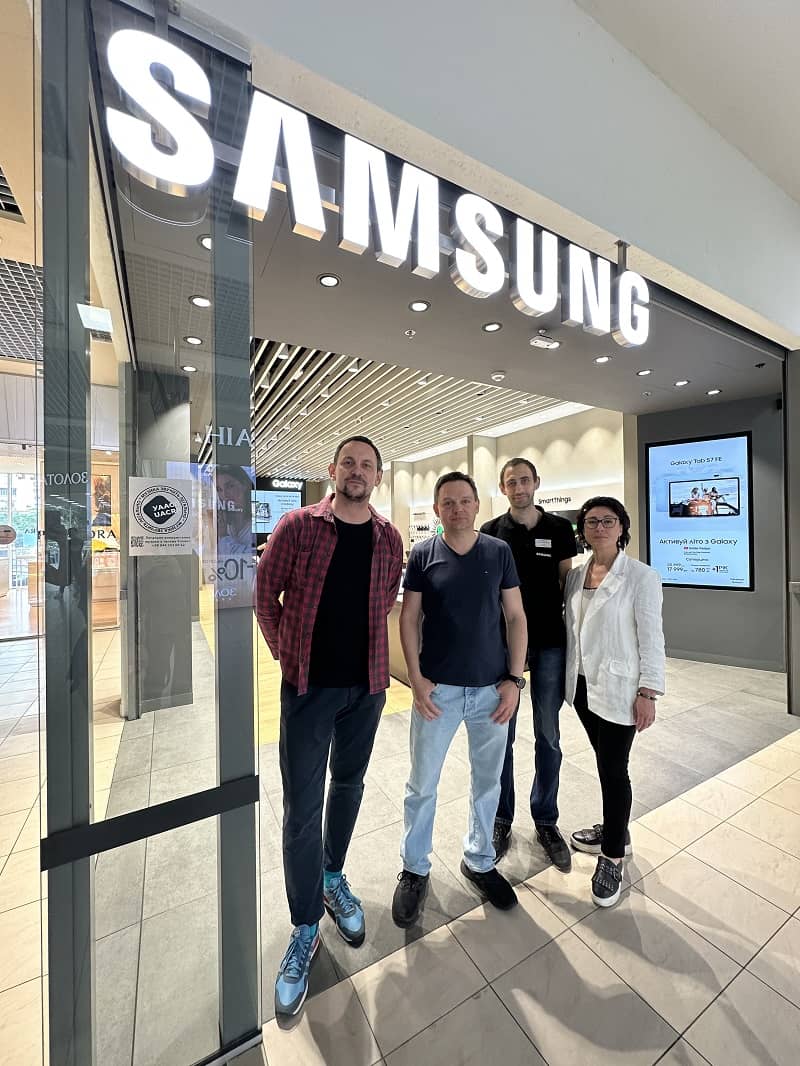 Samsung Experience Store в ТРЦ DREAM