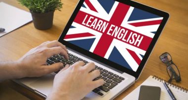 Уроки англійської онлайн — це чудовий спосіб вивчити мову, не виходячи з дому