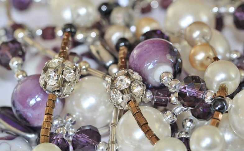jewellery with pearls