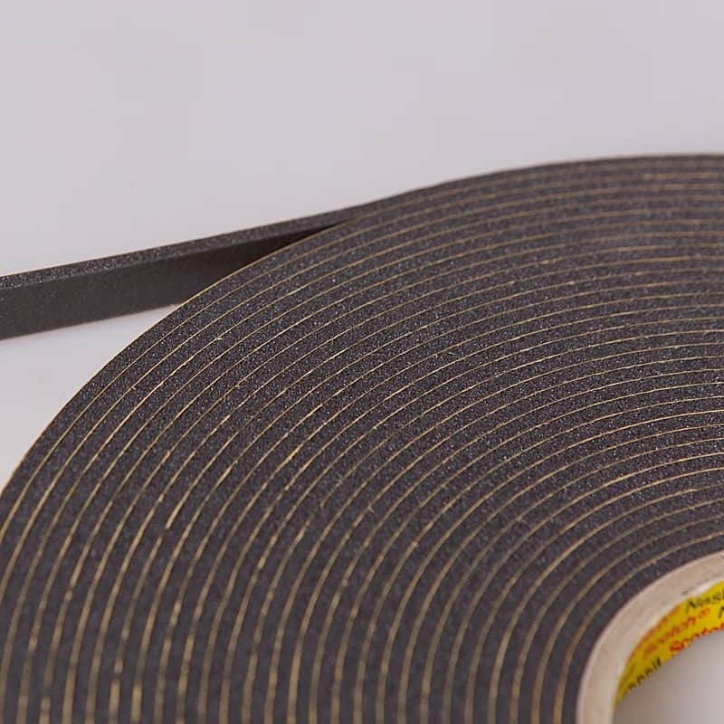 Двосторонній скотч на спіненій основі та його переваги