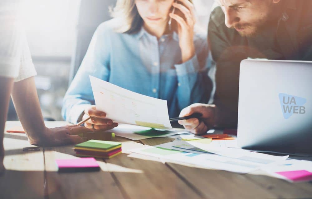 25 психологічних ефектів, які маркетологи використовують щодня (і ви цього не помічаєте)