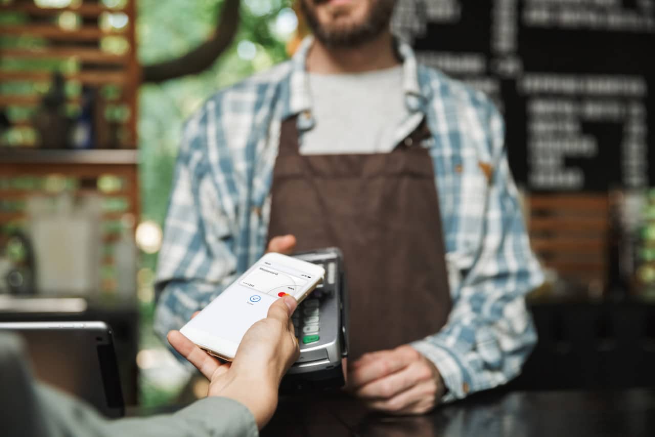 72% українських МСБ отримують більшу частину доходу через безготівкові платежі — дослідження Mastercard