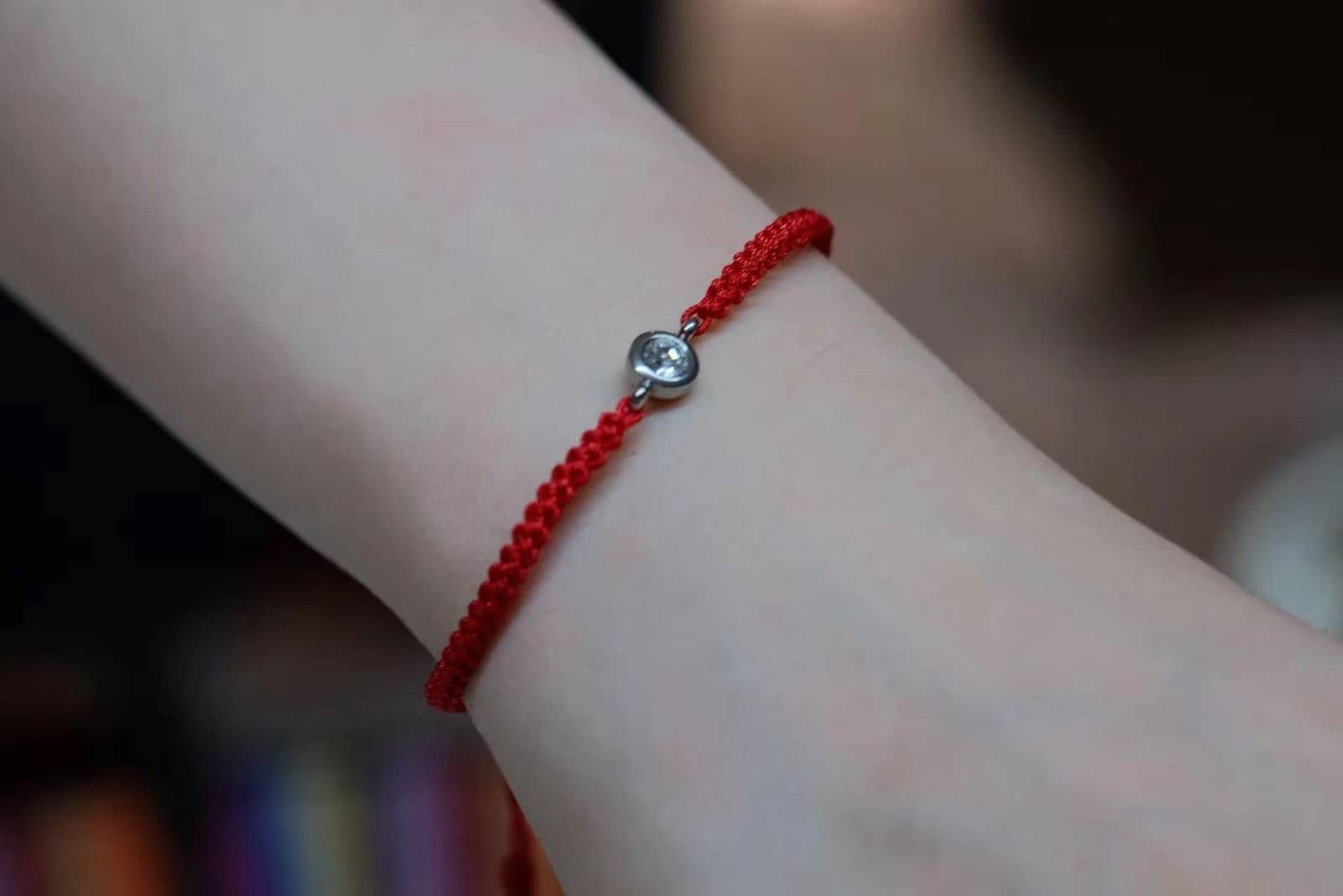 Эволюция красной нити