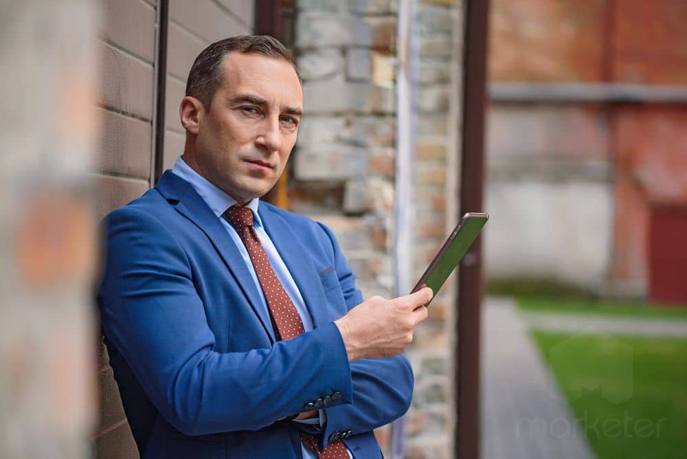 Поки ваші однолітки руйнують життя в пошуках себе, ви можете пройти цей етап усвідомлено