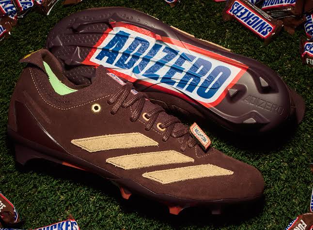 Mars Snacking та adidas обʼєднали зусилля для створення футбольної колекції Snickers
